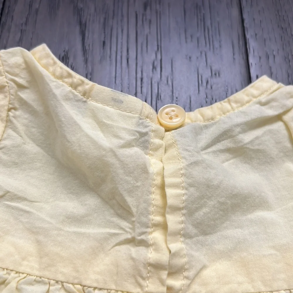 Old Navy infant girl floral crochet/Lacey like top and diaper cover